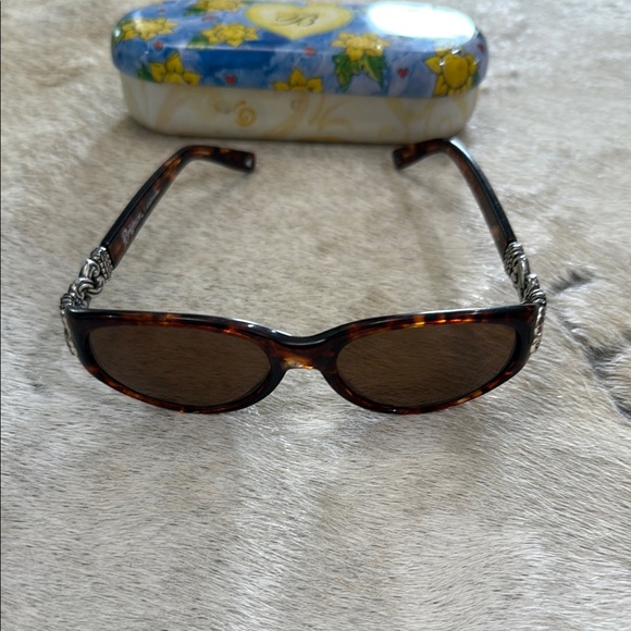 Brighton Brown Tortoiseshell Sunglasses - Picture 1 of 3